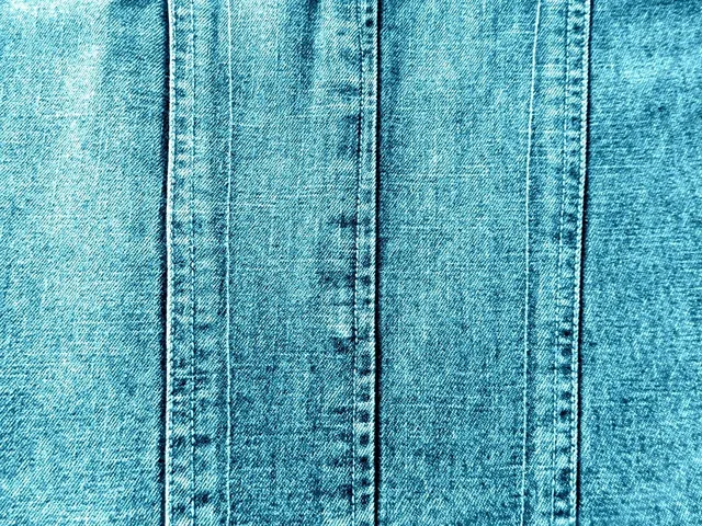 Load image into Gallery viewer, oversized jean jacket
