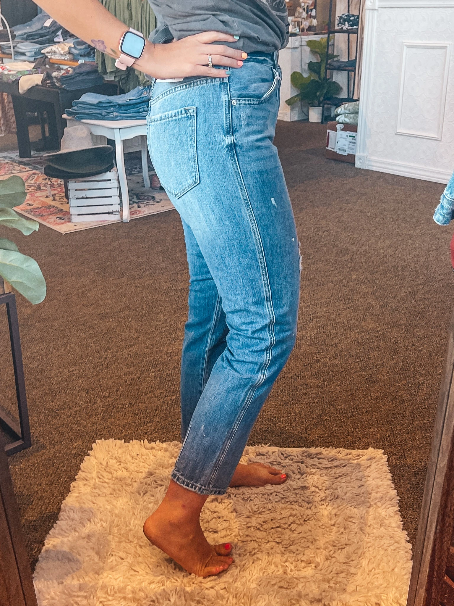Painter High Waisted Mom Jean