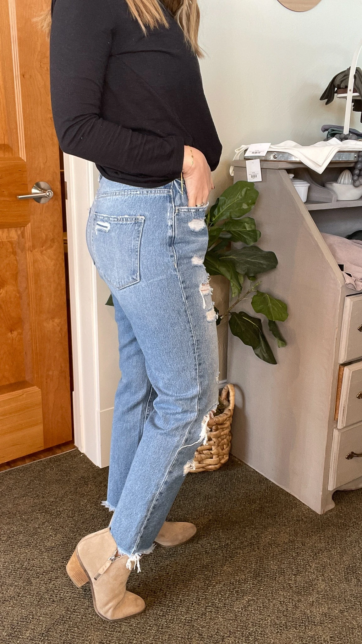Emma High Waisted Mom Jeans